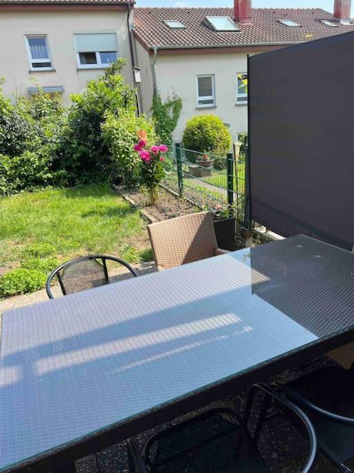 Reiheneckhaus Mit Garten Und Terasse Tettnang Esterno foto