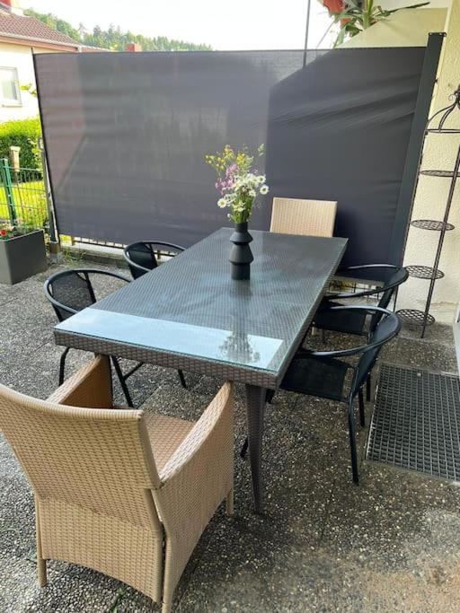 Reiheneckhaus Mit Garten Und Terasse Tettnang Esterno foto