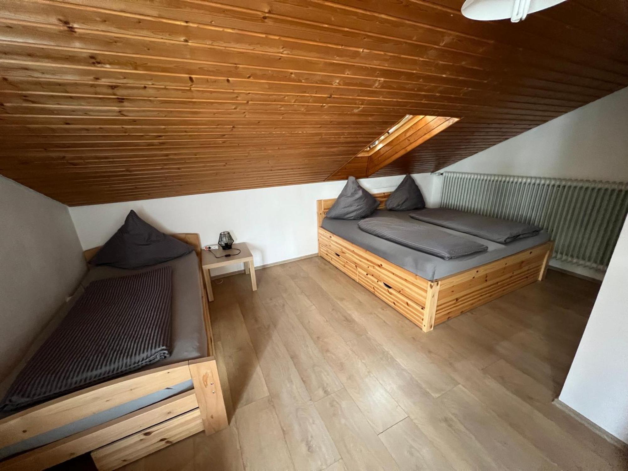 Reiheneckhaus Mit Garten Und Terasse Tettnang Esterno foto
